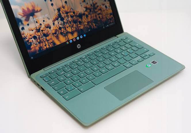 HP Chromebook G8 Touchscreen – 32GB